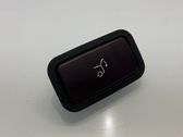 Tailgate/boot open switch button