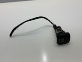 Prise 12 V avant