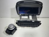 Radio / CD-Player / DVD-Player / Navigation