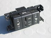 Tailgate/trunk/boot open switch