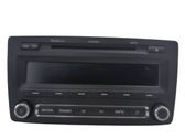 Radio/CD/DVD/GPS head unit