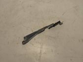 Fender mounting bracket