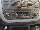 Radio/CD/DVD/GPS-pääyksikkö