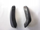 Front wheel arch liner splash guards