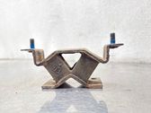 Engine mount bracket