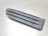 Grille inférieure de pare-chocs avant
