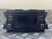 Radio / CD-Player / DVD-Player / Navigation