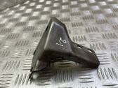 Engine mounting bracket