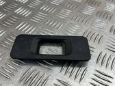 Interruptor para abrir la puerta trasera