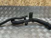 Tuyau de liquide de refroidissement moteur