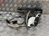 Cerradura de puerta delantera