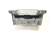 Radio / CD-Player / DVD-Player / Navigation