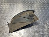 Rear arch fender liner splash guards