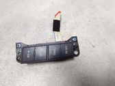 Steering wheel buttons/switches