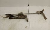 Front wiper linkage