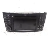 Radio/CD/DVD/GPS-pääyksikkö