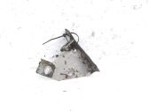 Fender mounting bracket