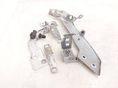Fender mounting bracket