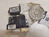 Motor del regulador de la ventanilla de la puerta delantera