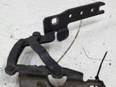 Engine bonnet/hood hinges