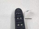 Включатель электрических окон
