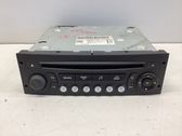 Radio / CD-Player / DVD-Player / Navigation