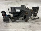 Pneumatic air compressor holding bracket