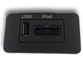 Prise interface port USB auxiliaire, adaptateur iPod