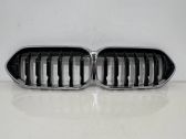 Front bumper upper radiator grill