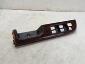 Front door interior handle trim