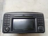 Radio / CD-Player / DVD-Player / Navigation