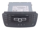 Radio / CD-Player / DVD-Player / Navigation