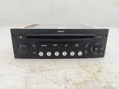 Radio / CD-Player / DVD-Player / Navigation