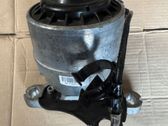 Engine mount bracket
