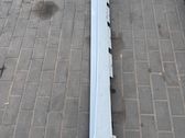 Front sill (body part)