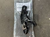 Fender mounting bracket