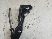 Engine bonnet/hood hinges