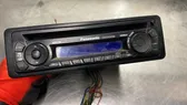 Radio/CD/DVD/GPS-pääyksikkö