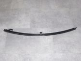 Rear door windshield rail