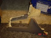 Front trunk storage compartment