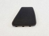 Grille de garniture d’enceinte pour tablette arrière