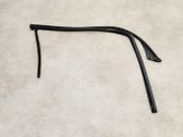 Front door windshield rail