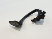 Tailgate/trunk/boot hinge