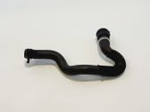 Tuyau de liquide de refroidissement moteur