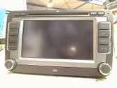 Radio/CD/DVD/GPS-pääyksikkö