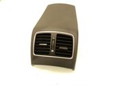 Rear air vent grill