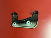 Fender mounting bracket
