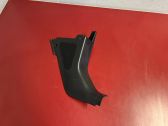 Foot area side trim