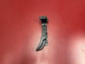 Engine bonnet (hood) release handle