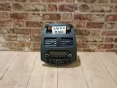 Radio/CD/DVD/GPS-pääyksikkö